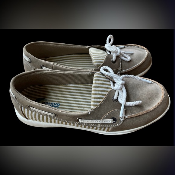 Island Surf Shoes - Island Surf: Loafer Boat Flats
